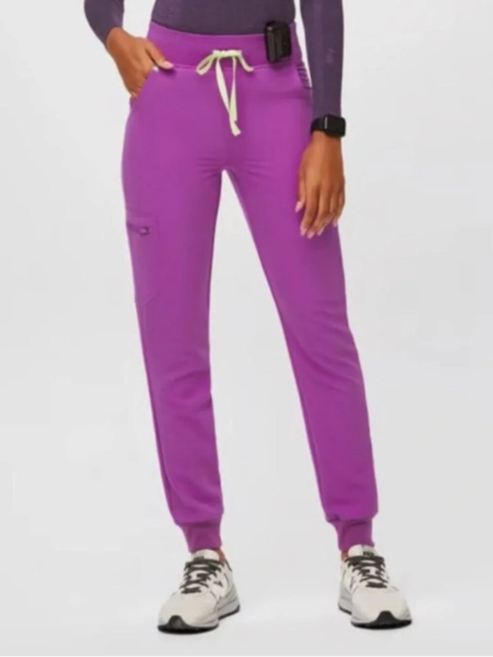 Figs Zamora Jogger Scrub Pant in Puple (size S)